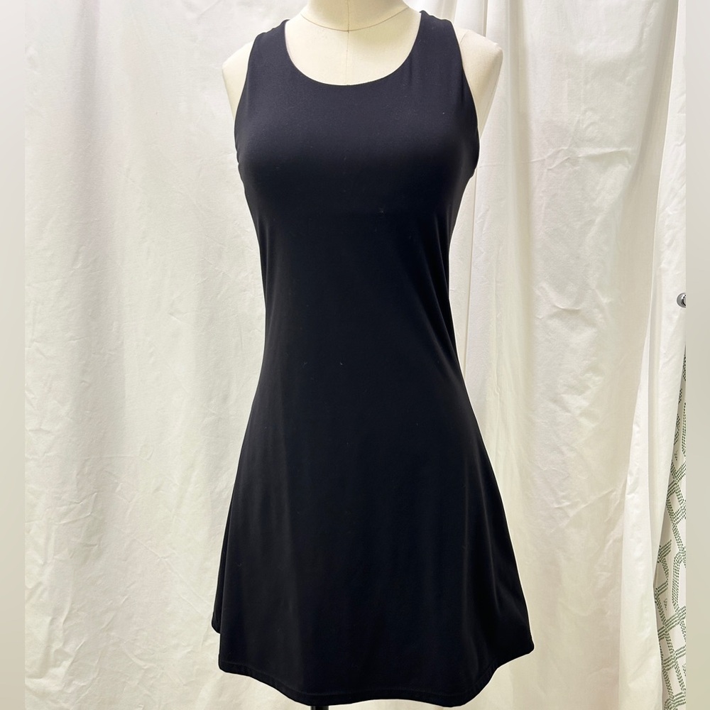 Classic Black Sleeveless Athletic Dress
